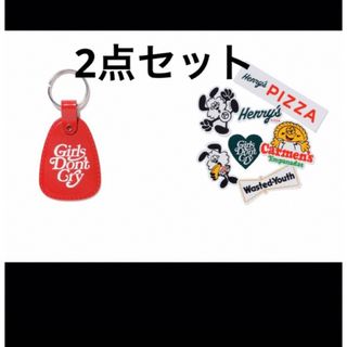 Girls Don't Cry - Girls Don't Cry Metal KEYCHAIN と　ステッカー