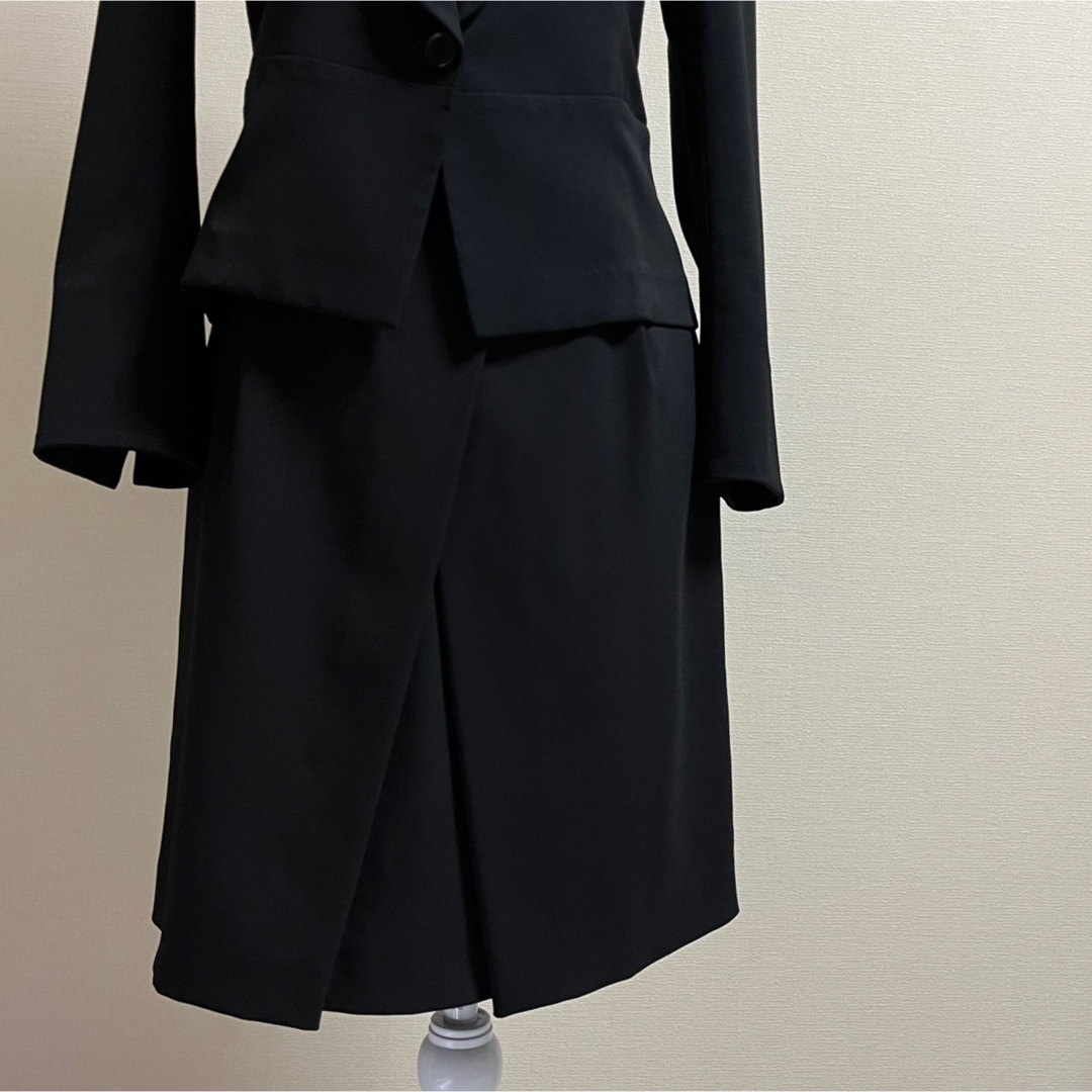 ICB(アイシービー)のicb 23区同社　洗える　高級　スーツ  黒　7 アイシービー　オンワード　S レディースのフォーマル/ドレス(スーツ)の商品写真
