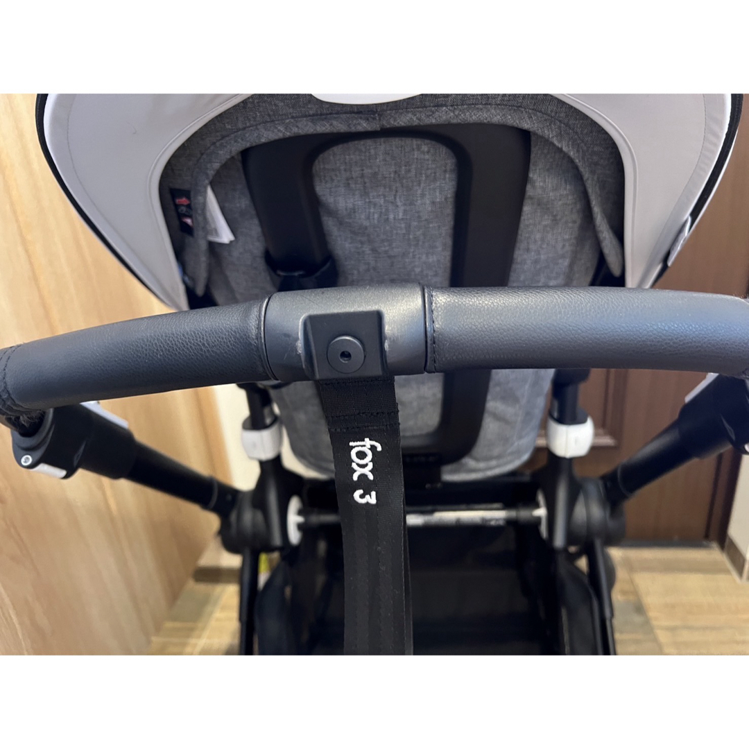 Bugaboo(バガブー)のbugaboo FOX3 バガブー　フォックス3 キッズ/ベビー/マタニティの外出/移動用品(ベビーカー/バギー)の商品写真