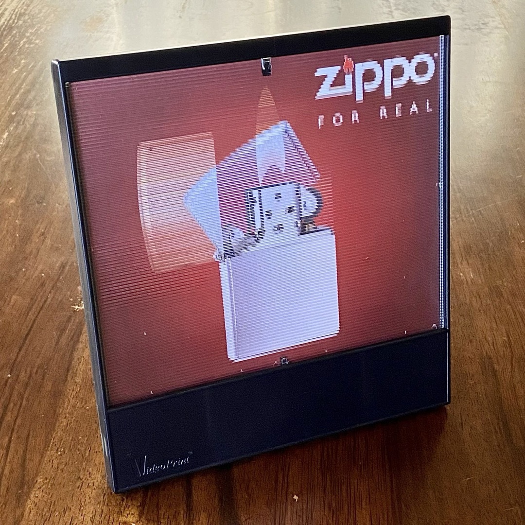 ZIPPO(ジッポー)の未使用 ZIPPO 電池式 卓上 ディスプレイ ジッポー 販売店用 販促品 エンタメ/ホビーのコレクション(その他)の商品写真