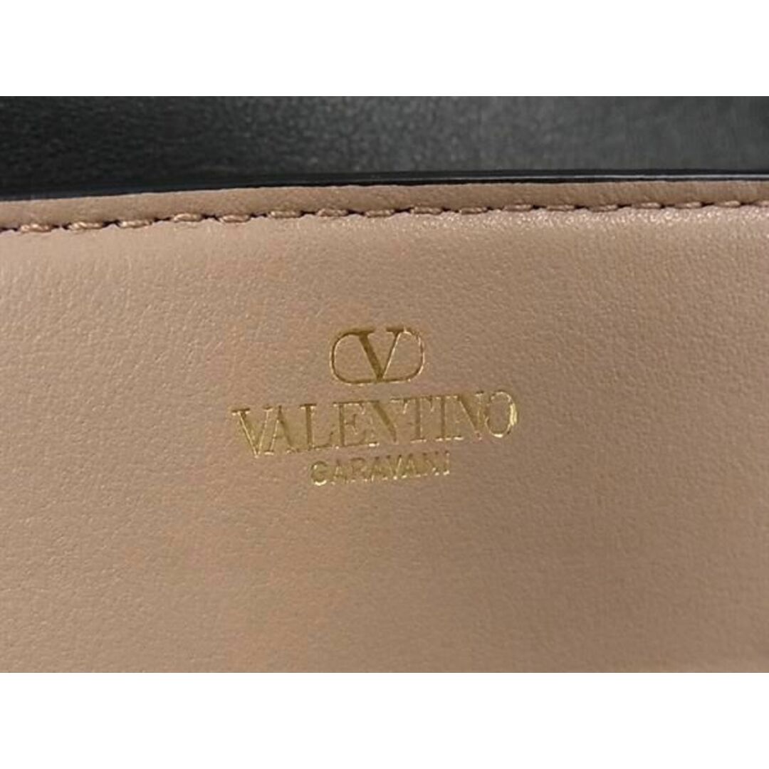 valentino garavani(ヴァレンティノガラヴァーニ)の■新品■未使用■ VALENTINO GARAVANI ヴァレンティノ ガラヴァーニ レザー クロスボディ ショルダーバッグ ピンクベージュ系 AZ0608  レディースのアクセサリー(その他)の商品写真