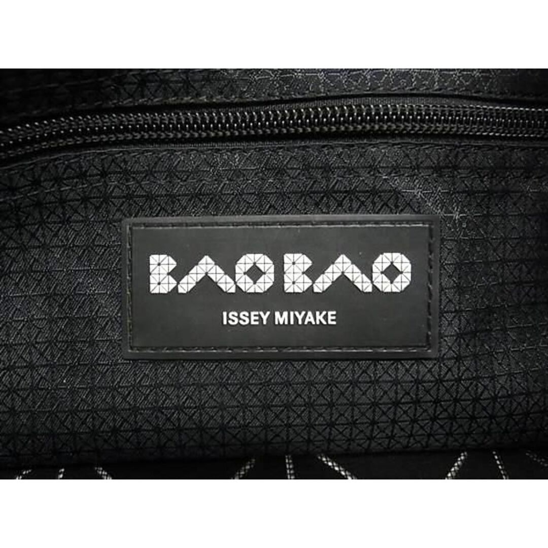 ISSEY MIYAKE(イッセイミヤケ)の■新品同様■ BAO BAO ISSEY MIYAKE バオバオイッセイミヤケ ルーセント PVC ハンドバッグ トートバッグ グリーン系 AX3663  レディースのアクセサリー(その他)の商品写真