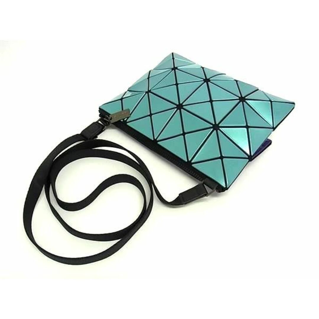 ISSEY MIYAKE(イッセイミヤケ)の■新品同様■ BAO BAO ISSEY MIYAKE バオバオイッセイミヤケ PVC クロスボディ ショルダーバッグ パープル系×ライトブルー系 AX3662  レディースのアクセサリー(その他)の商品写真