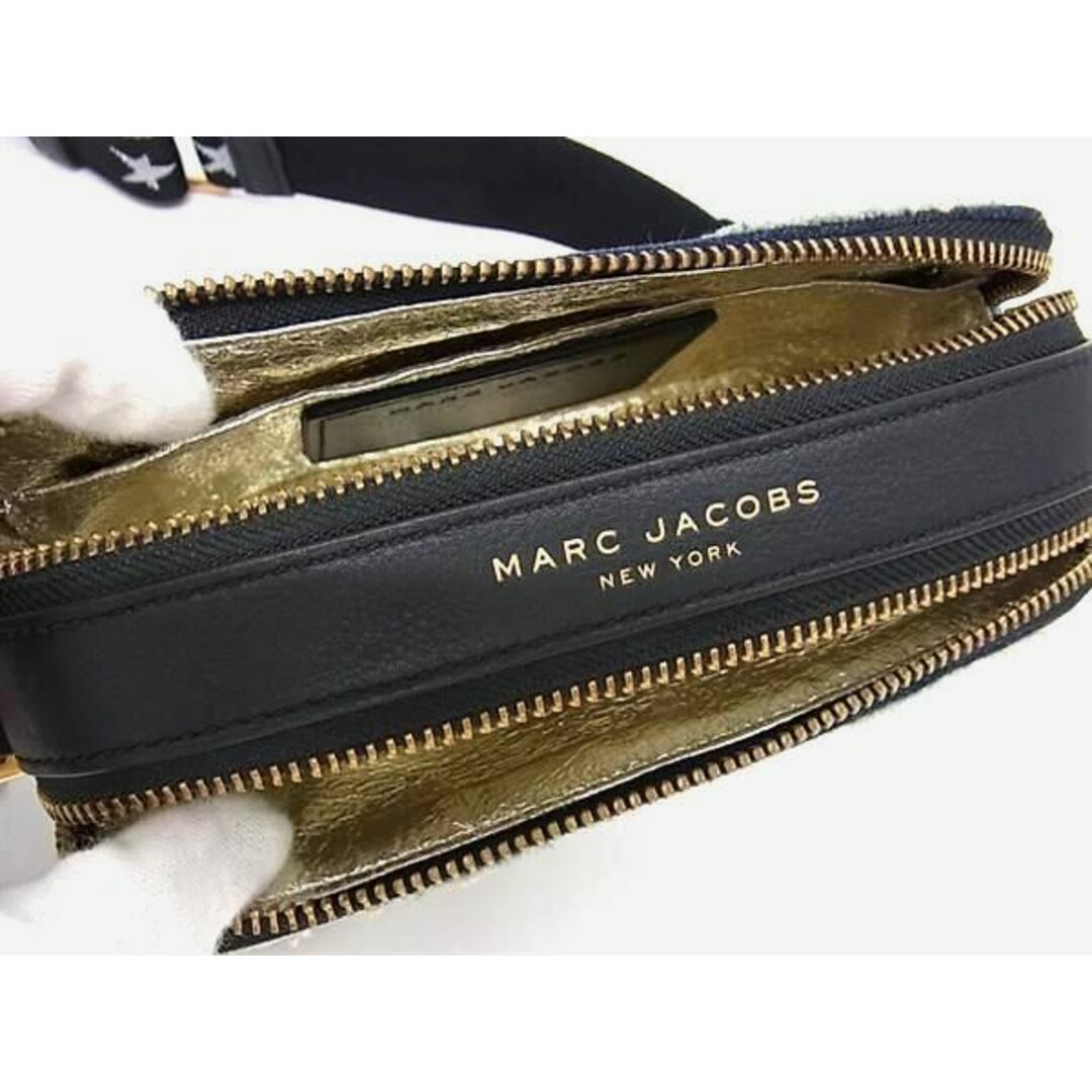 MARC JACOBS(マークジェイコブス)の■新品■未使用■ MARC JACOBS マークジェイコブス スナップショット デニム クロスボディ ショルダーバッグ ネイビー系 AV7202  レディースのバッグ(トートバッグ)の商品写真