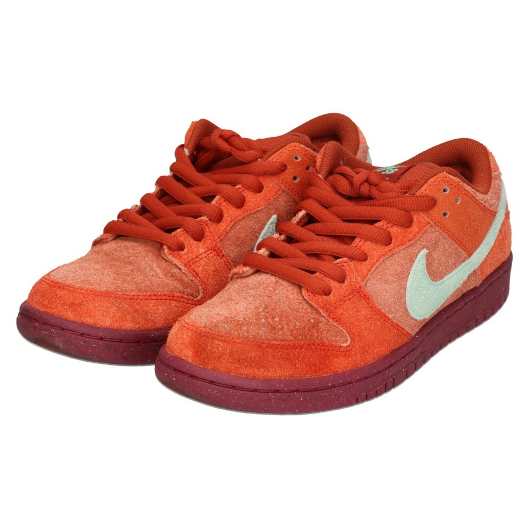 NIKE(ナイキ)のNIKE SB ナイキエスビー ダンク ロープロ ミスティックレッド アンド ローズウッド ローカットスニーカー オレンジ US8/26cm DV5429-601 メンズの靴/シューズ(スニーカー)の商品写真