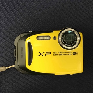 FUJIFILM FinePix XP80 ウォータープルーフカメラ(コンパクトデジタルカメラ)