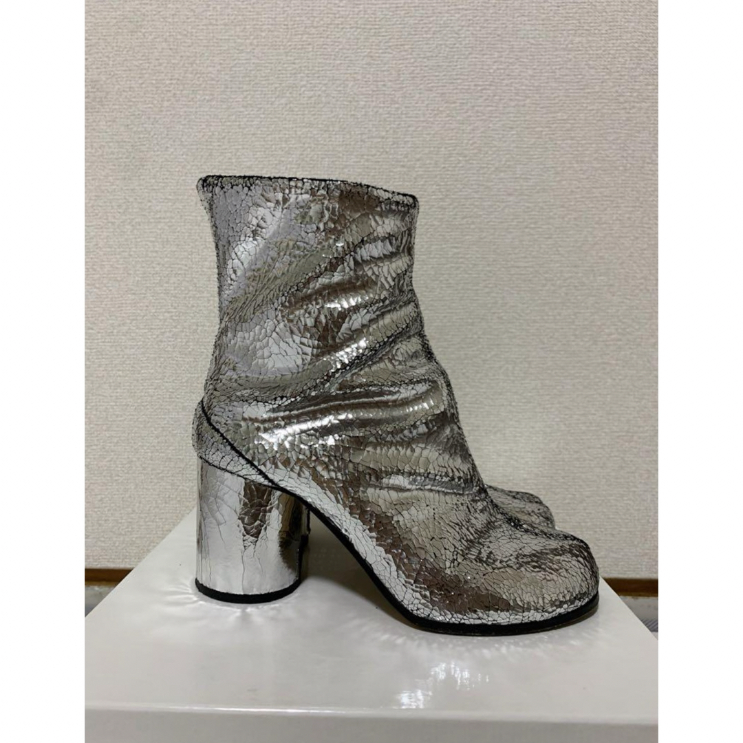 Maison Martin Margiela(マルタンマルジェラ)のMaisonMargiela タビ　ミラーブーツ レディースの靴/シューズ(ブーツ)の商品写真