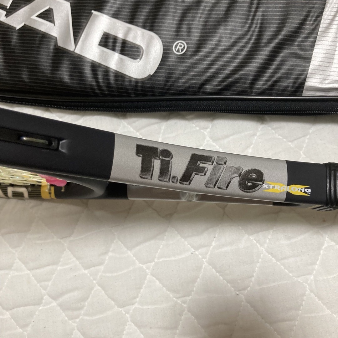 HEAD(ヘッド)のヘッド　head Ti fire G1 グリップテープ新品　テックガット　55 スポーツ/アウトドアのテニス(ラケット)の商品写真