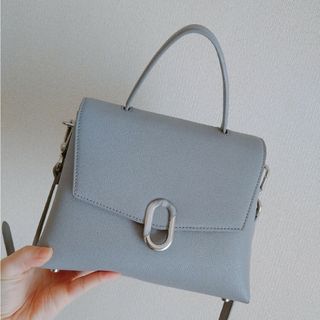 チャールズアンドキース(Charles and Keith)のチャールズアンドキース　バック(ショルダーバッグ)