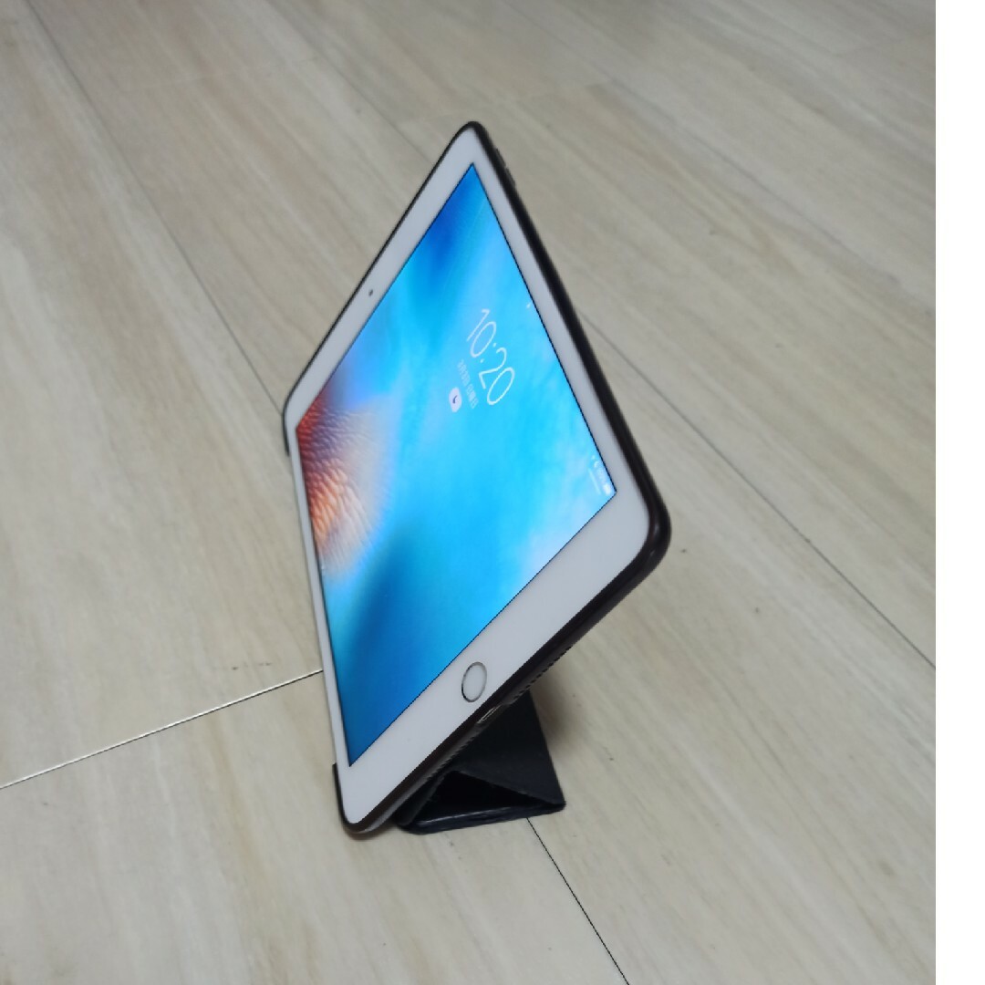 iPad(アイパッド)のIpad mini 4 WIFI 128GB　※バッテリー劣化 スマホ/家電/カメラのPC/タブレット(タブレット)の商品写真