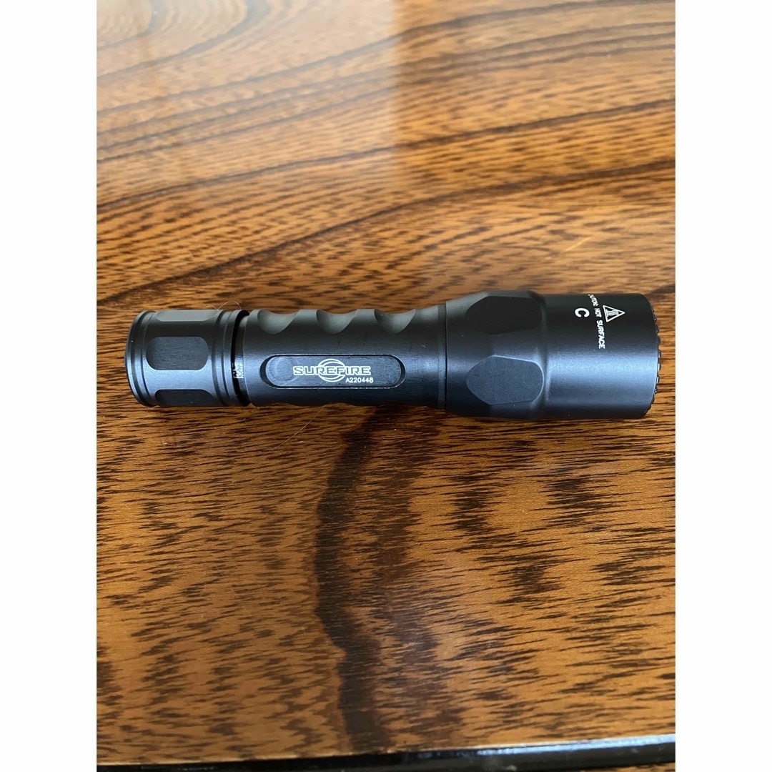 SUREFIRE(シュアファイア)のSUREFIRE 6PX  タクティカル　シュアファイア スポーツ/アウトドアのアウトドア(ライト/ランタン)の商品写真