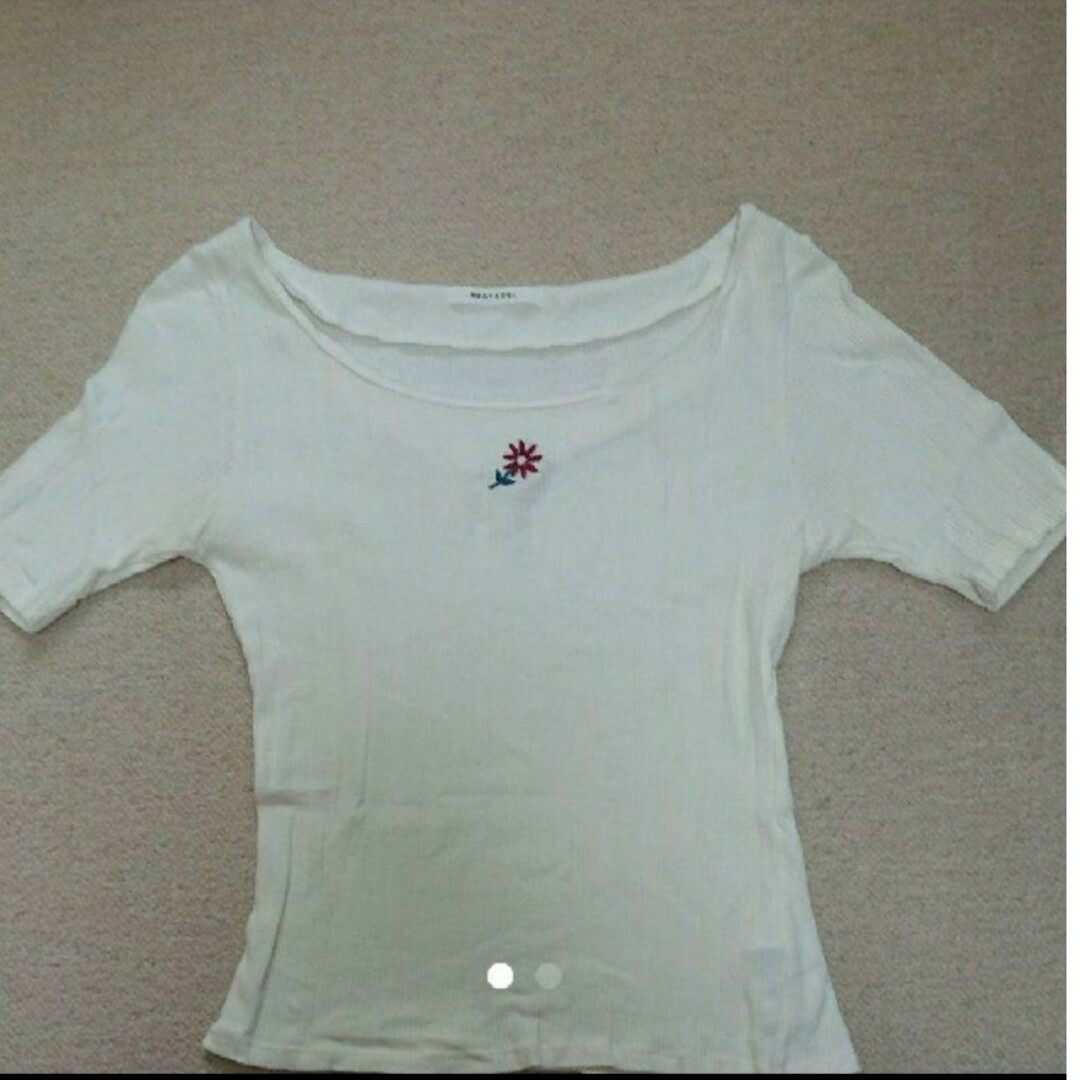 REDYAZEL(レディアゼル)のレディアゼル カットソー リブTシャツ レディースのトップス(Tシャツ(半袖/袖なし))の商品写真
