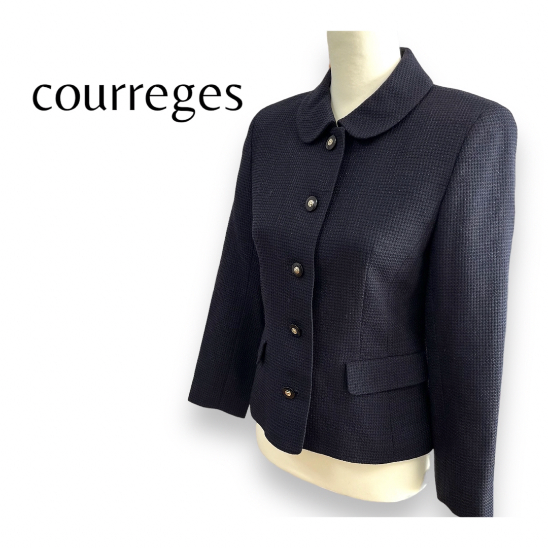 Courreges(クレージュ)のcourreges  フォーマルジャケット　ネイビー　ロゴボタン刻印　9号 レディースのジャケット/アウター(テーラードジャケット)の商品写真