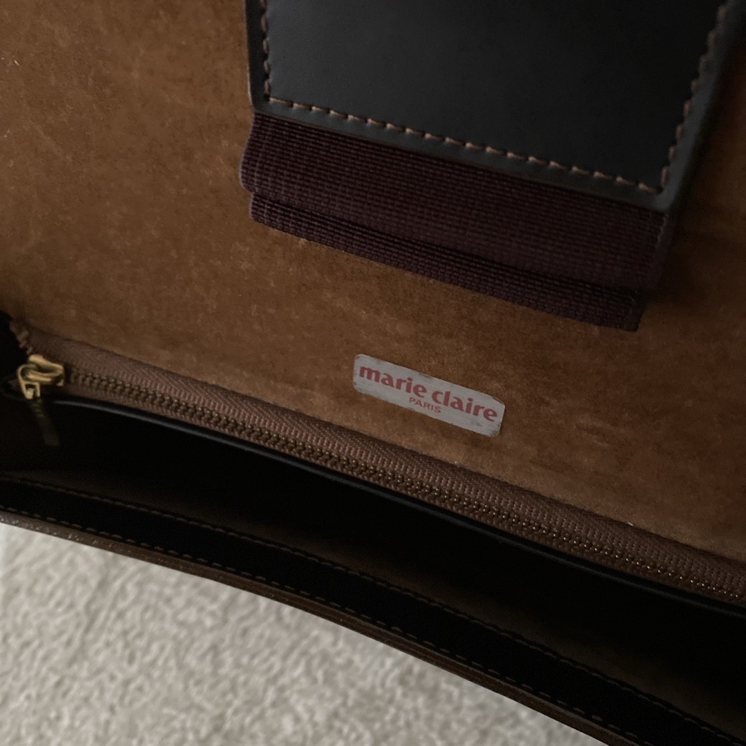 Marie Claire(マリクレール)のマリクレール　黒　革ショルダーバッグ レディースのバッグ(ショルダーバッグ)の商品写真