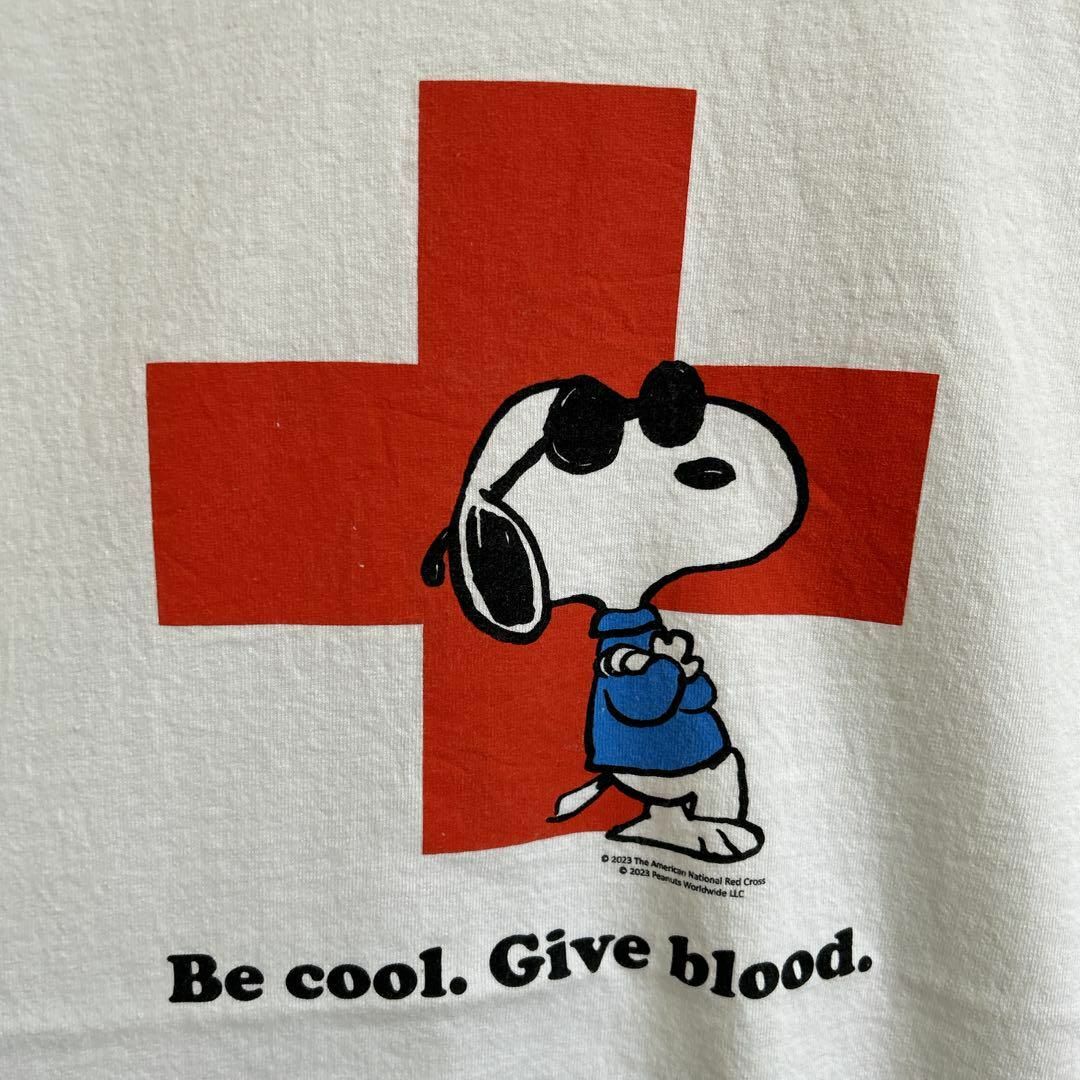 GILDAN(ギルタン)のPEANUTS ピーナッツ アメリカ赤十字レッドクロス献血Tシャツ 半袖 輸入品 メンズのトップス(Tシャツ/カットソー(半袖/袖なし))の商品写真