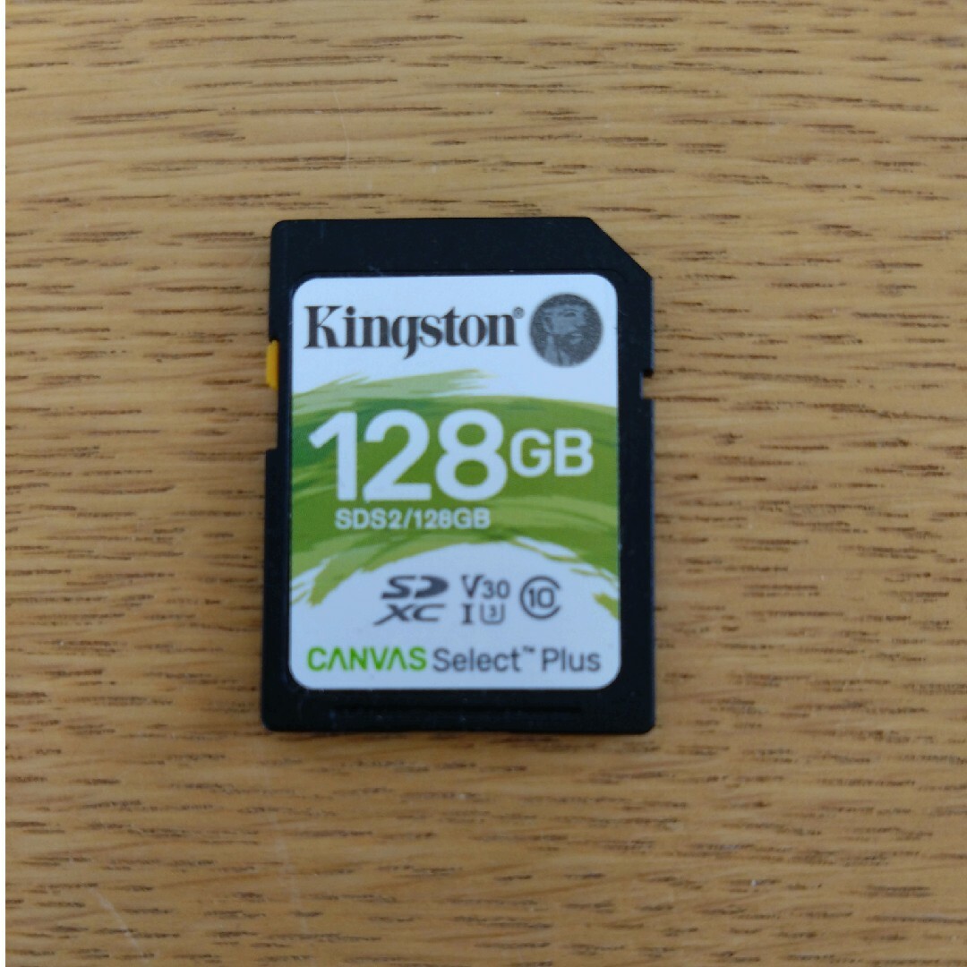 Kingston(キングストン)のKingston SDカード スマホ/家電/カメラのPC/タブレット(PC周辺機器)の商品写真