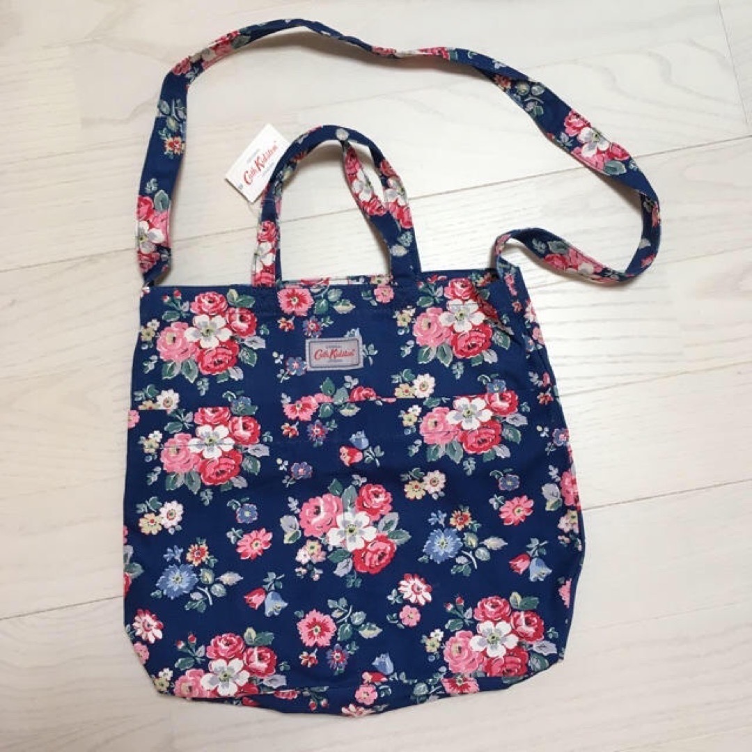 Cath Kidston(キャスキッドソン)のキャスキッドソン コットン ショルダー トート エコバッグ 花柄 バラ ローズ レディースのバッグ(トートバッグ)の商品写真