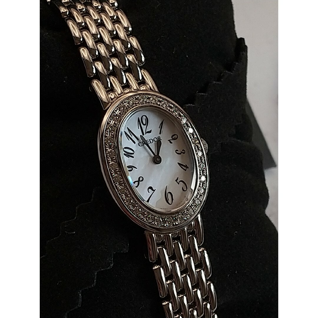 CREDOR(クレドール)のクレドール シグノ美品 白蝶貝 28Pダイヤベゼル 現行販売モデル クォーツ レディースのファッション小物(腕時計)の商品写真