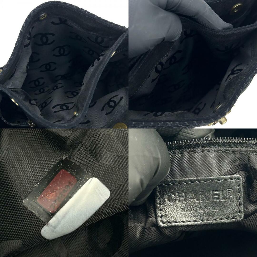 CHANEL(シャネル)の【中古】 シャネル トートバッグ スウェード ブラック ゴールド金具 ココマーク チェーン ステッチ レディース 女性 CHANEL レディースのバッグ(トートバッグ)の商品写真