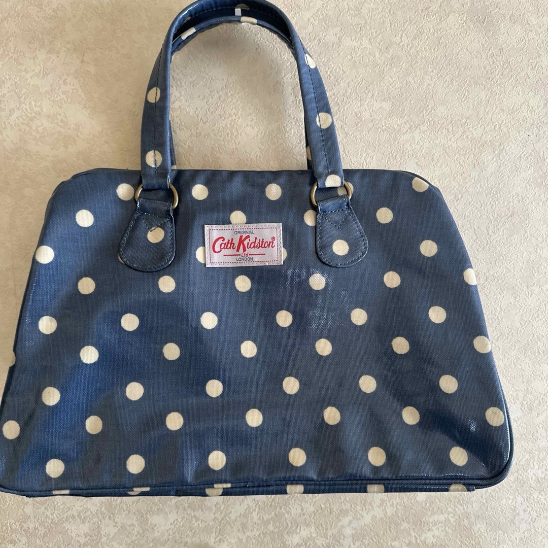 Cath Kidston(キャスキッドソン)の新品未使用　cath kidsson ボストンバック　春から活躍 レディースのバッグ(ボストンバッグ)の商品写真