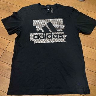 アディダス(adidas)のadidasTシャツL(Tシャツ/カットソー(半袖/袖なし))