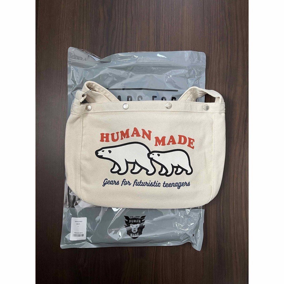 HUMAN MADE(ヒューマンメイド)のHUMAN MADE PAPERBOY BAG 完売品 メンズのバッグ(ショルダーバッグ)の商品写真