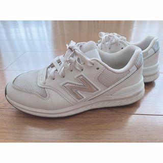 new balance golf - 大人気♡ニューバランス ベージュ ゴルフシューズ 23cm