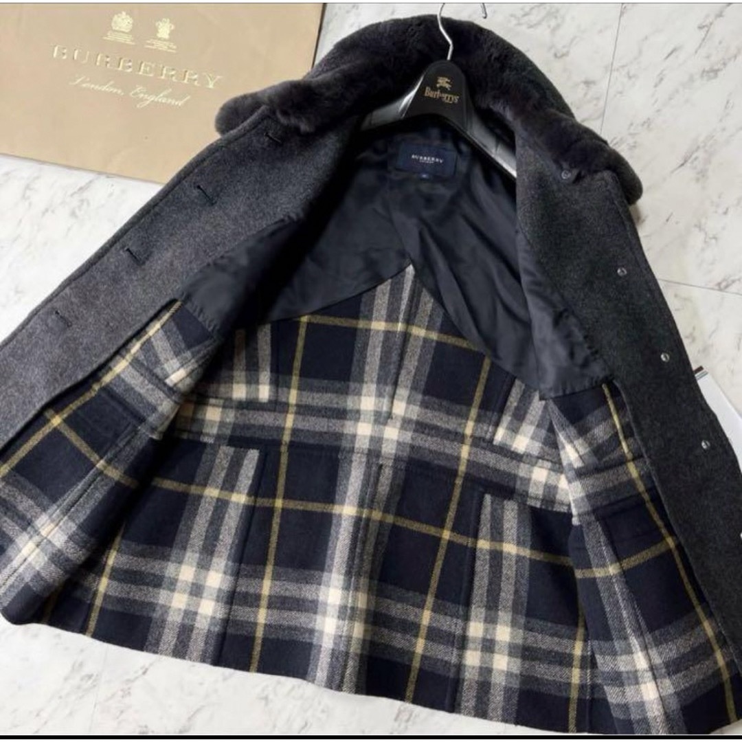 BURBERRY(バーバリー)のBURBERRY LONDON ラビットファー カシミヤ レディースのジャケット/アウター(毛皮/ファーコート)の商品写真