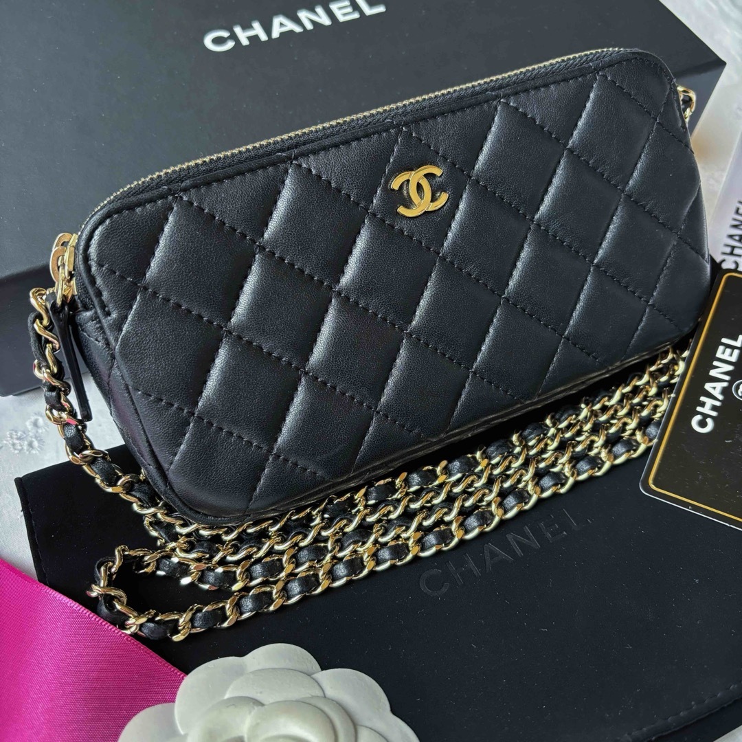 CHANEL(シャネル)の専用★CHANEL シャネル チェーンウォレット  マトラッセ ココマーク レディースのファッション小物(財布)の商品写真