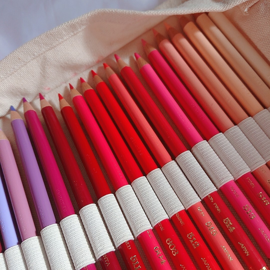 三菱鉛筆(ミツビシエンピツ)の色鉛筆 uni ユニカラー イラスト エンタメ/ホビーのアート用品(色鉛筆)の商品写真