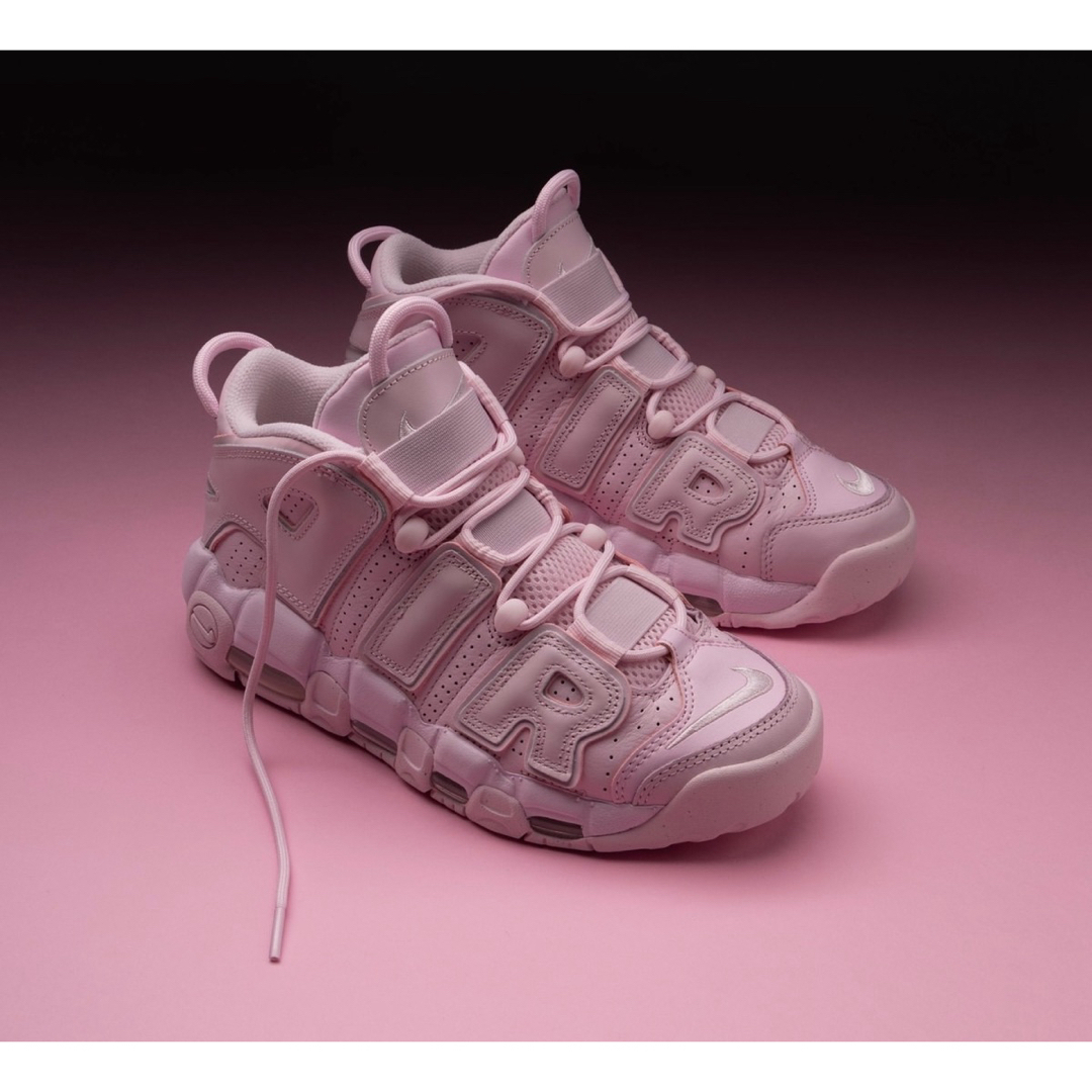 NIKE(ナイキ)の24.5《新品》NIKE WMNS MORE UP TEMPO ピンク モアテン レディースの靴/シューズ(スニーカー)の商品写真