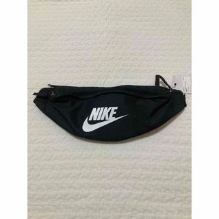 ナイキ(NIKE)のNIKE ポーチ　(ウエストポーチ)