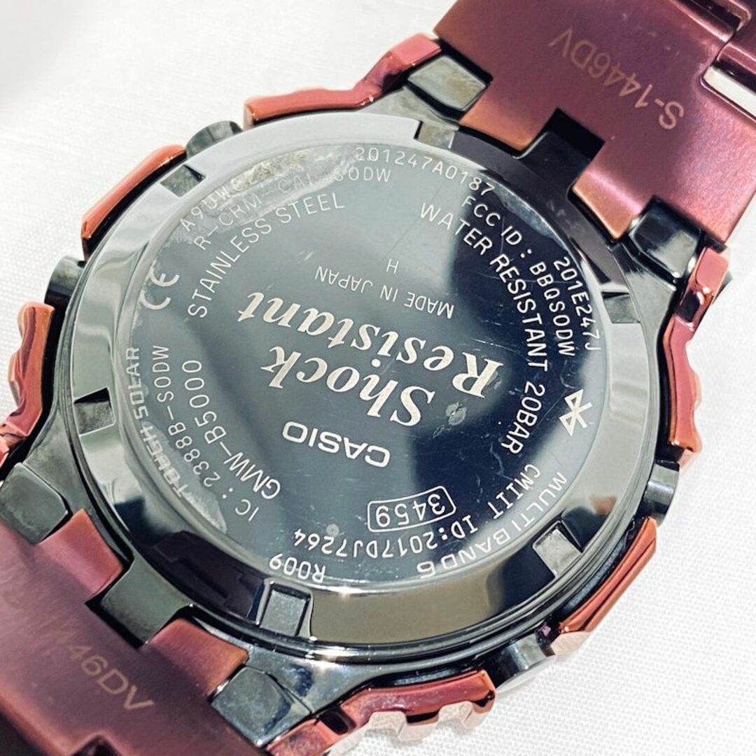 CASIO(カシオ)のカシオ G-SHOCK フルメタル GMW-B5000RD-4JF ボルドーカラー レッド Buletooth モバイルリンク ソーラー電波時計 メンズの時計(腕時計(デジタル))の商品写真