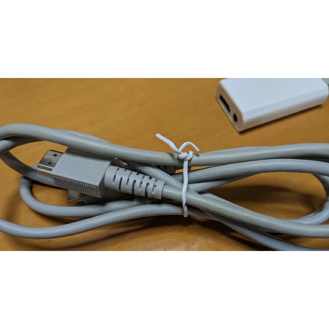 Wii(ウィー)のWii　HDMI アダプター　ケーブル エンタメ/ホビーのゲームソフト/ゲーム機本体(その他)の商品写真