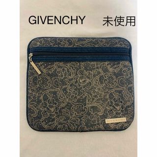 ジバンシィ(GIVENCHY)の☆GIVENCHY☆ フラットポーチ　未使用(ポーチ)