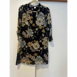 エイチアンドエム(H&M)のH&M 花柄ワンピース(ひざ丈ワンピース)