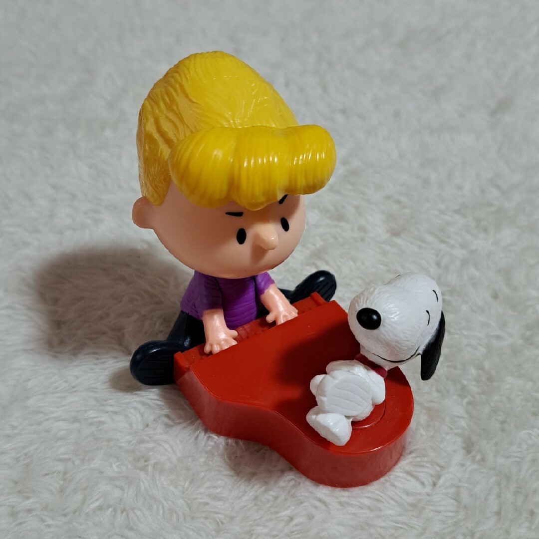 SNOOPY(スヌーピー)のSNOOPYマクドナルド　ハッピーセット　おもちゃ エンタメ/ホビーのコレクション(ノベルティグッズ)の商品写真