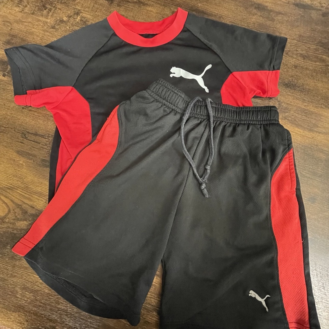 PUMA(プーマ)のPUMA 120センチ プーマ 上下セット キッズ/ベビー/マタニティのキッズ服男の子用(90cm~)(その他)の商品写真