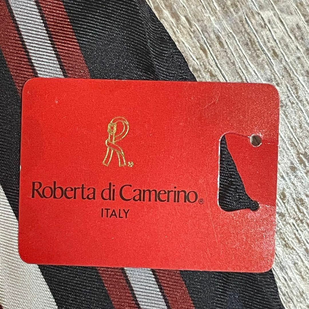 ROBERTA DI CAMERINO(ロベルタディカメリーノ)のRoberta di Camerino ロベルタディカメリーノ　絹　ハンカチ新品 レディースのファッション小物(ハンカチ)の商品写真