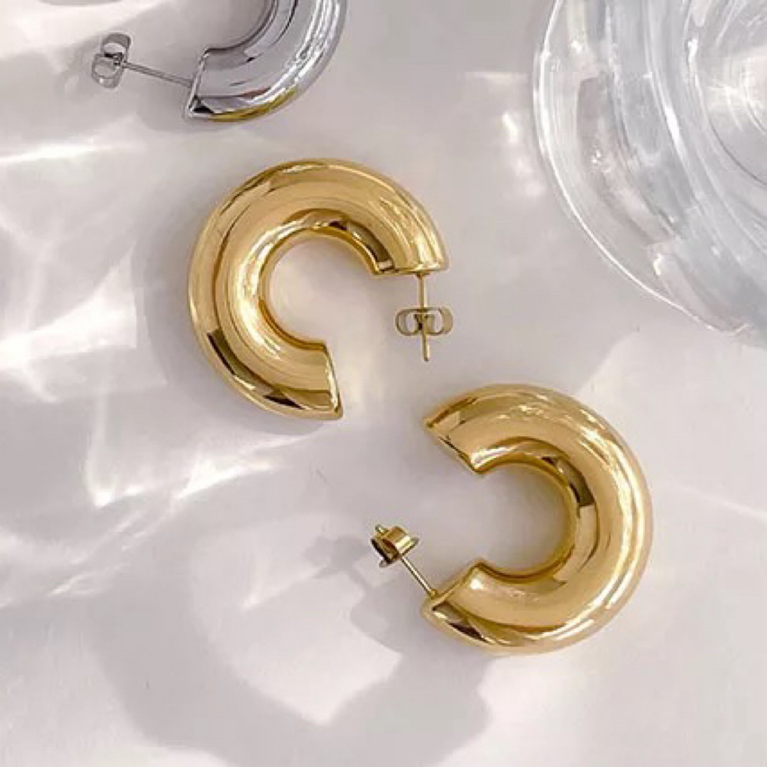 TODAYFUL(トゥデイフル)のChunky Drop Earrings / gold /  #224 レディースのアクセサリー(ピアス)の商品写真