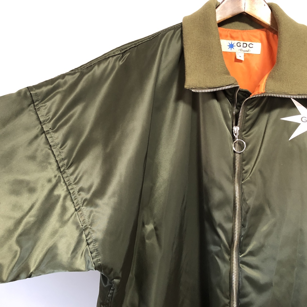 GDC(ジーディーシー)のGDC BOMBER JACKET ボンバージャケット メンズのジャケット/アウター(ミリタリージャケット)の商品写真