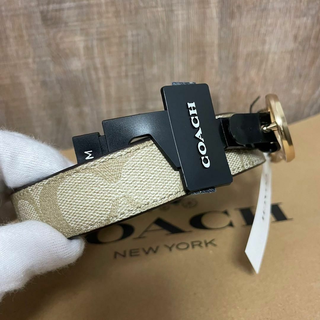 COACH(コーチ)の【新品】 COACH コーチ　ベルト　シグネチャー バックル　カーキ M レディースのファッション小物(ベルト)の商品写真