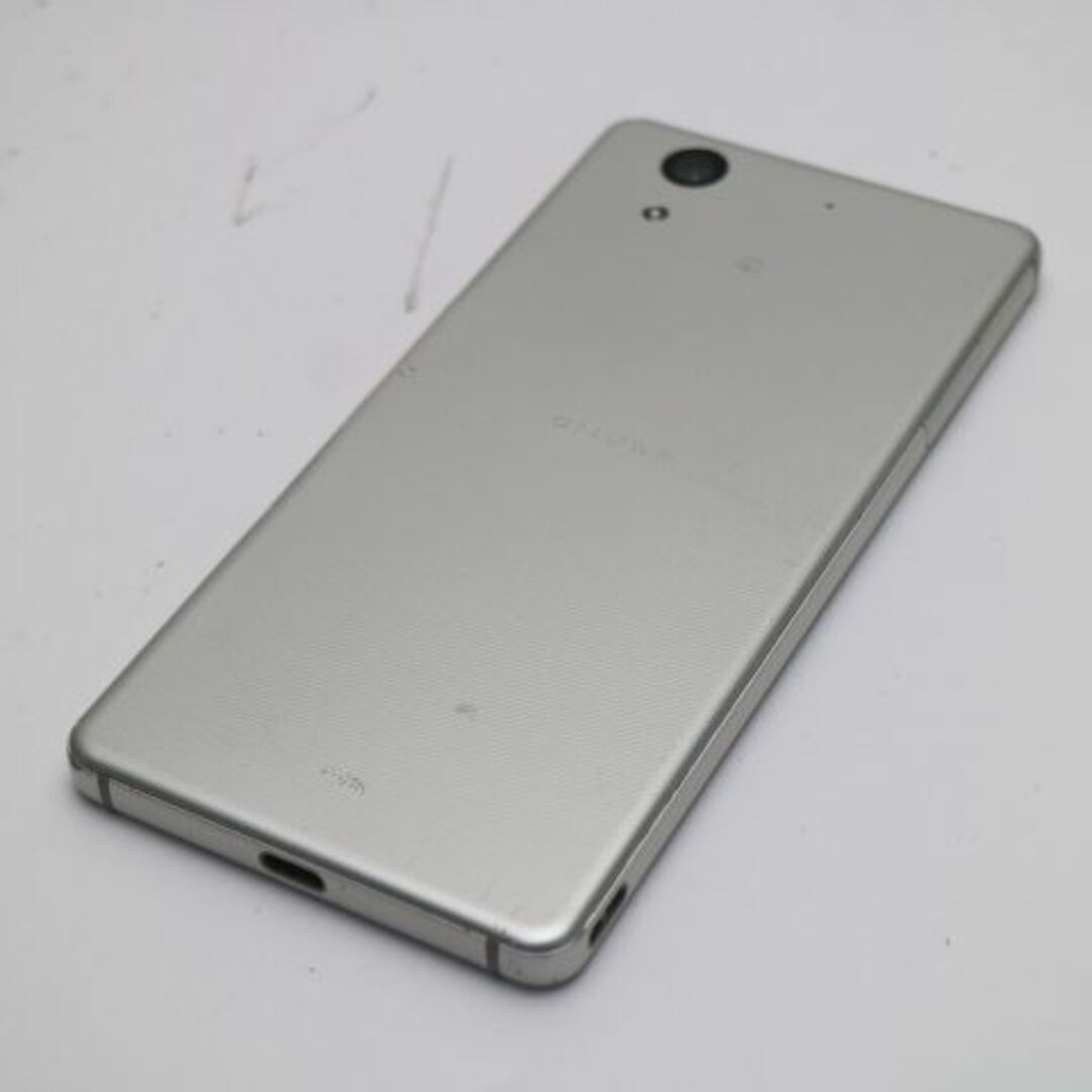 arrows(アローズ)のF-01K ホワイト 本体 白ロム  M555 スマホ/家電/カメラのスマートフォン/携帯電話(スマートフォン本体)の商品写真