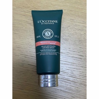 ロクシタン(L'OCCITANE)のロクシタン　ヘアミルクセラム(トリートメント)