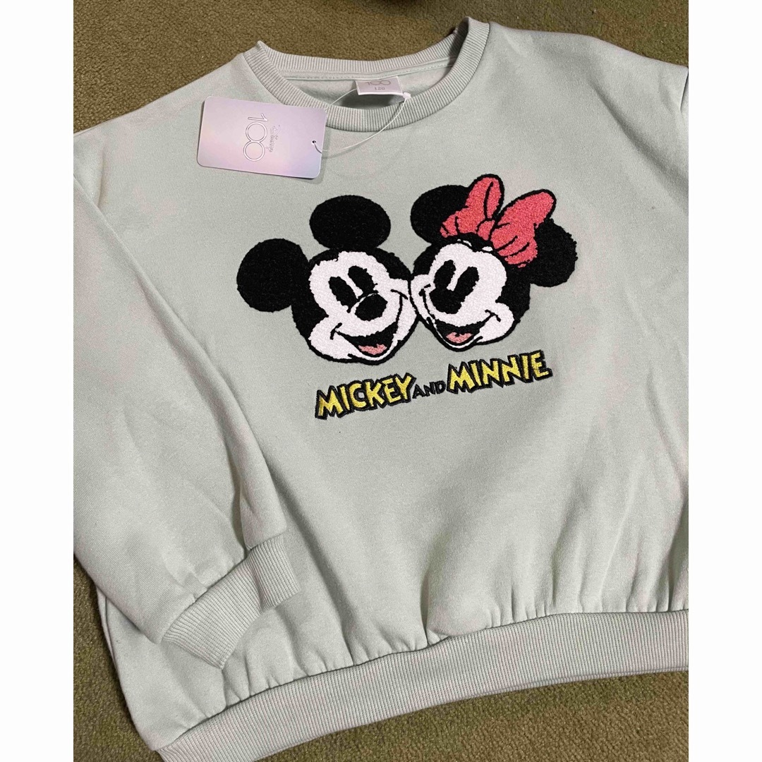 Disney(ディズニー)の新品　120 ミッキー　裏起毛トレーナー キッズ/ベビー/マタニティのキッズ服女の子用(90cm~)(Tシャツ/カットソー)の商品写真