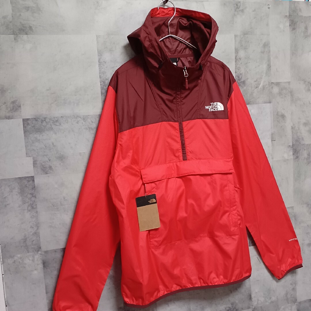 THE NORTH FACE(ザノースフェイス)の✨新品タグ付き✨ THE NORTH FACE メンズ ウィンドブレーカー L メンズのジャケット/アウター(ナイロンジャケット)の商品写真