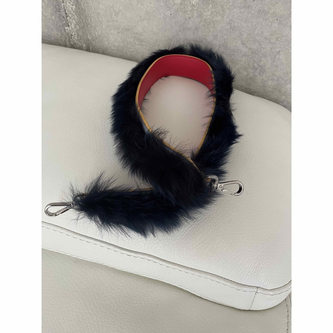 FENDI(フェンディ)のFENDI ストラップユー　レディースショルダー レディースのバッグ(その他)の商品写真