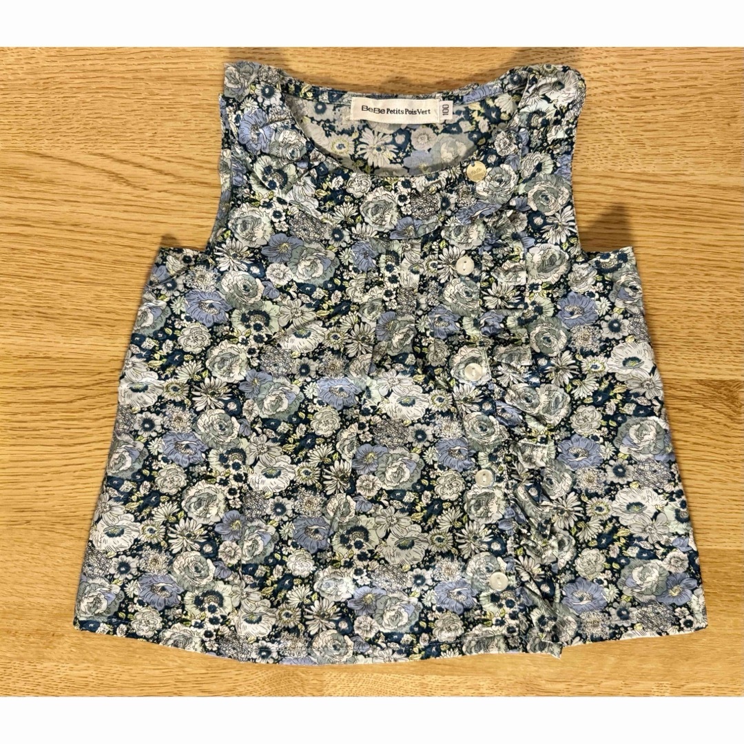 BeBe(ベベ)のべべ　ブラウス　花柄　100cm キッズ/ベビー/マタニティのキッズ服女の子用(90cm~)(ブラウス)の商品写真