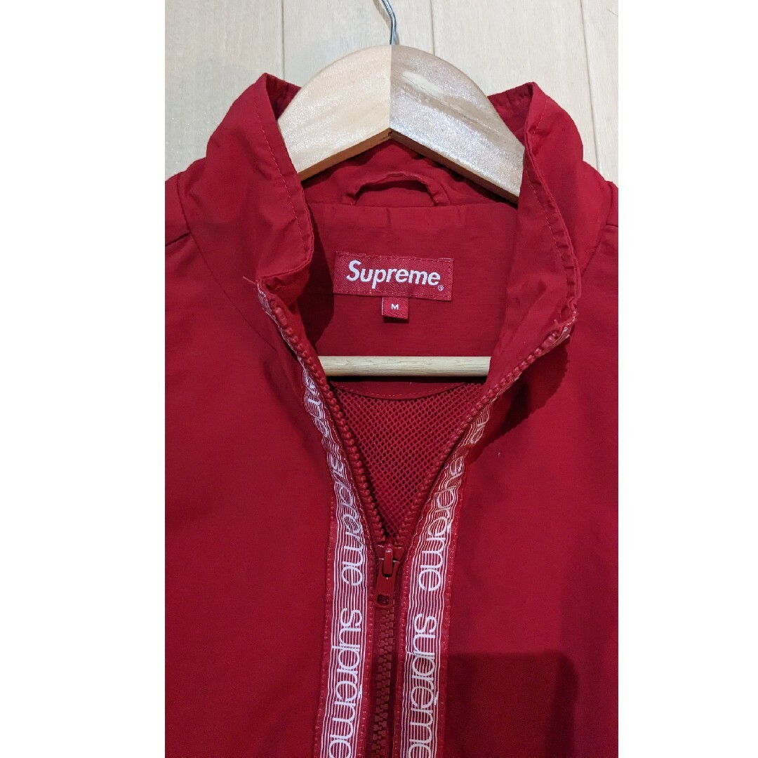 Supreme(シュプリーム)のSupreme Classic Logo Taping Track Jacket メンズのジャケット/アウター(ナイロンジャケット)の商品写真