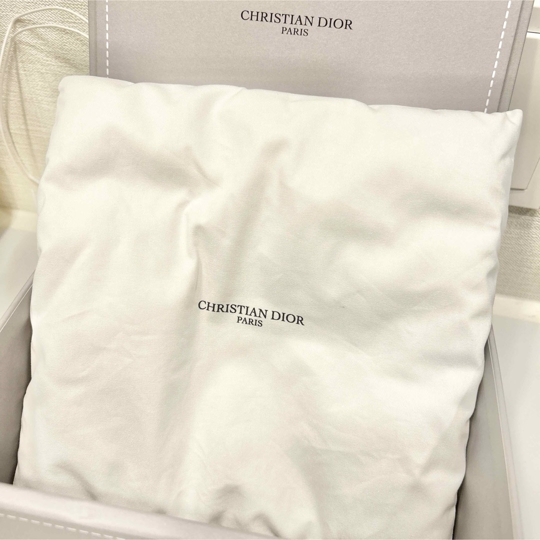 Christian Dior(クリスチャンディオール)の◆最新◆ギフトボックス メゾンクリスチャンディオール インテリア/住まい/日用品のオフィス用品(ラッピング/包装)の商品写真